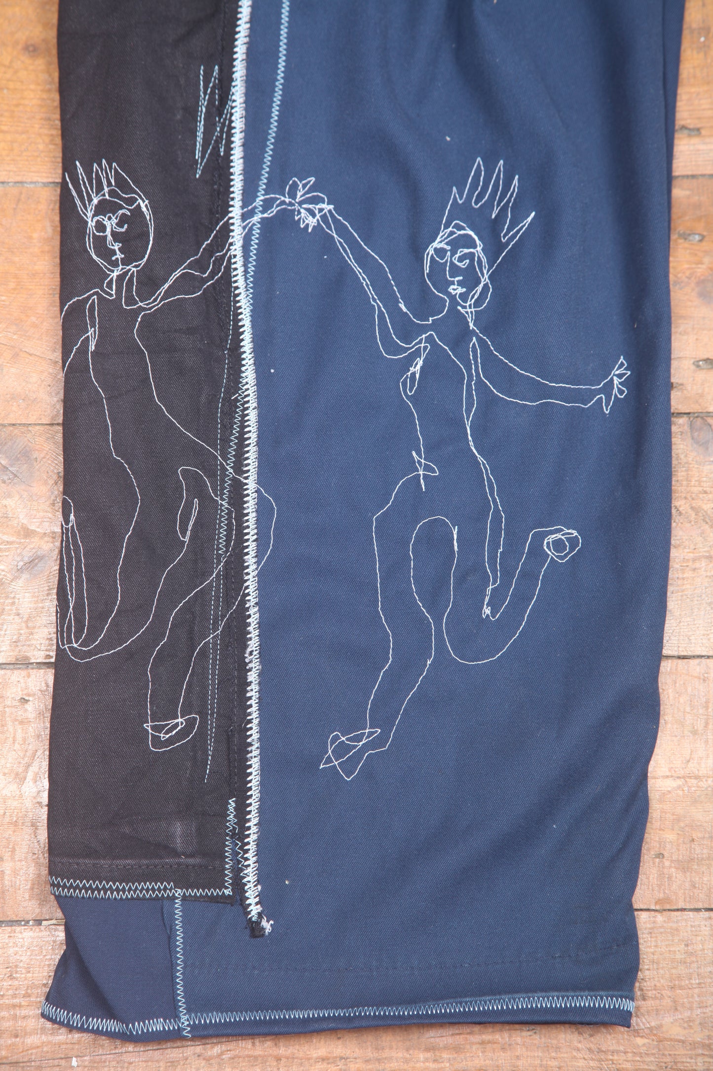 Embroidered baggy cargo trousers 1of1