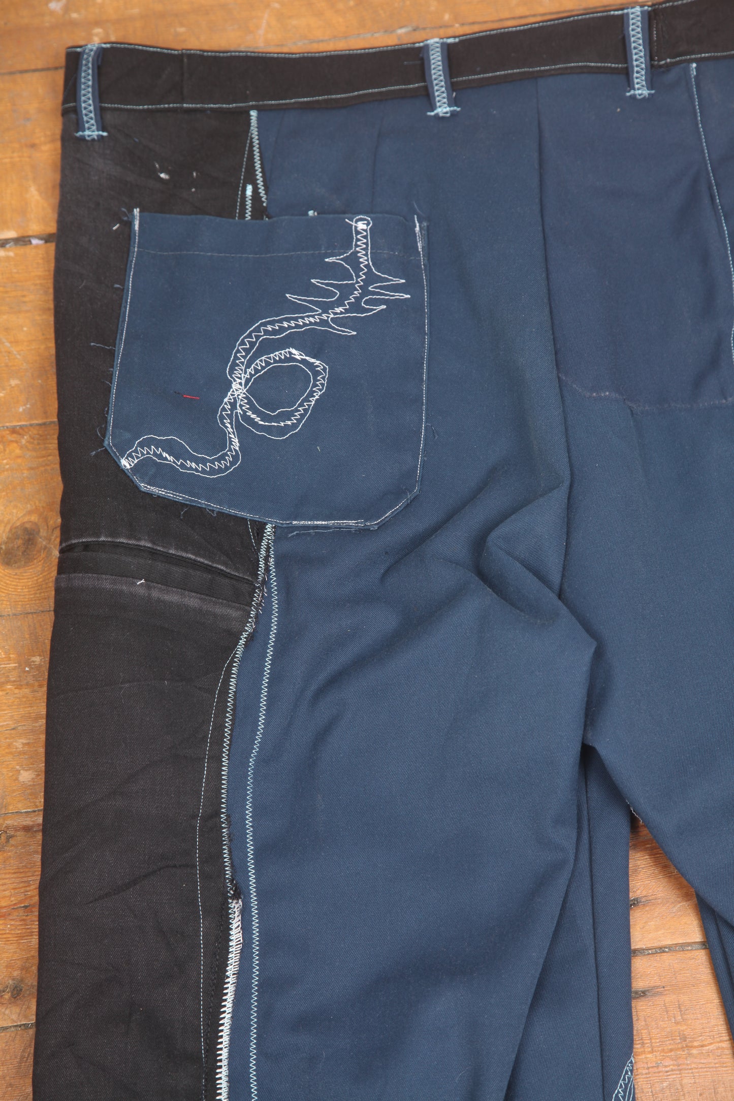 Embroidered baggy cargo trousers 1of1