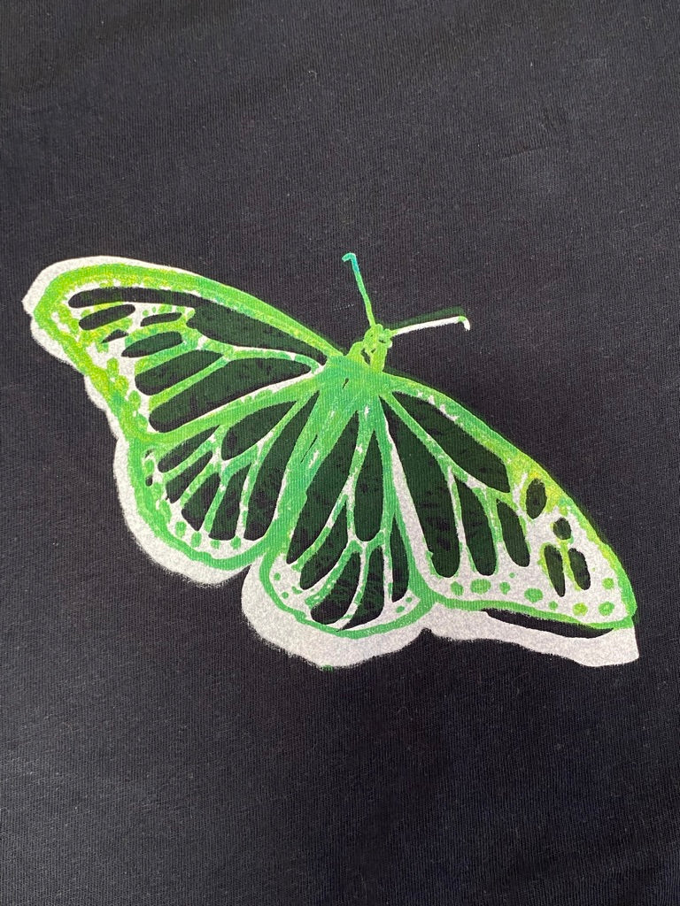 Black Upcycled Pre-Loved T-Shirt – Screenprint butterfly 1of1 (L)
