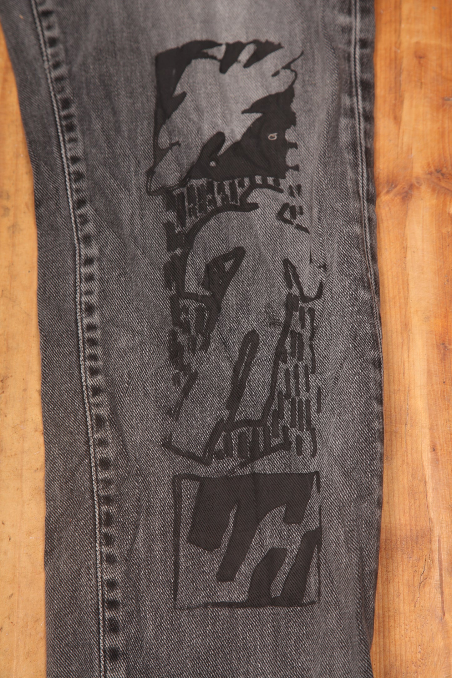 Upcycled Vintage Carhartt Jeans (W34)