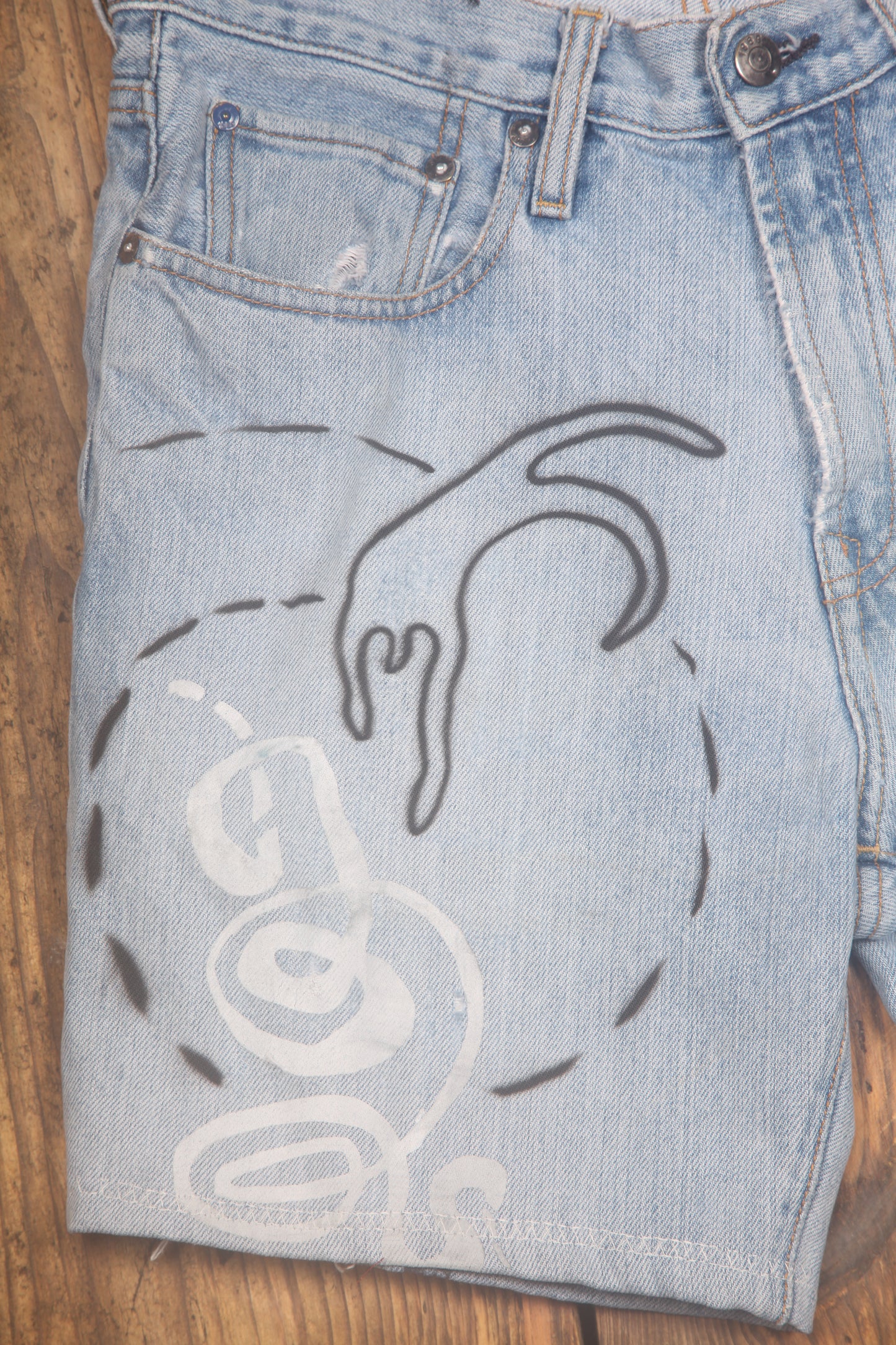 Upcycled Vintage Shorts (W30)