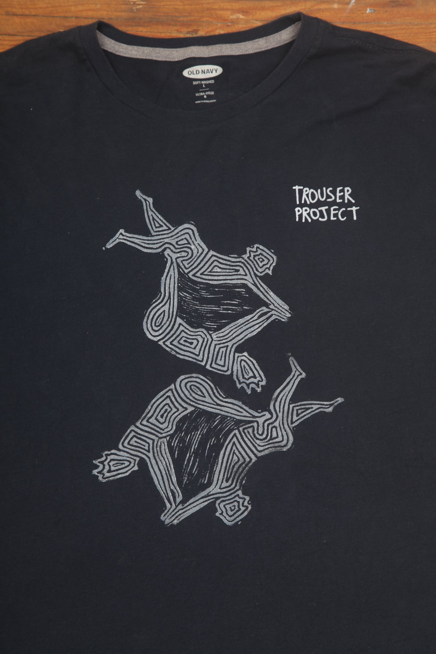 Upcycled Pre-Loved Graphic Screenprint T-Shirt (L)