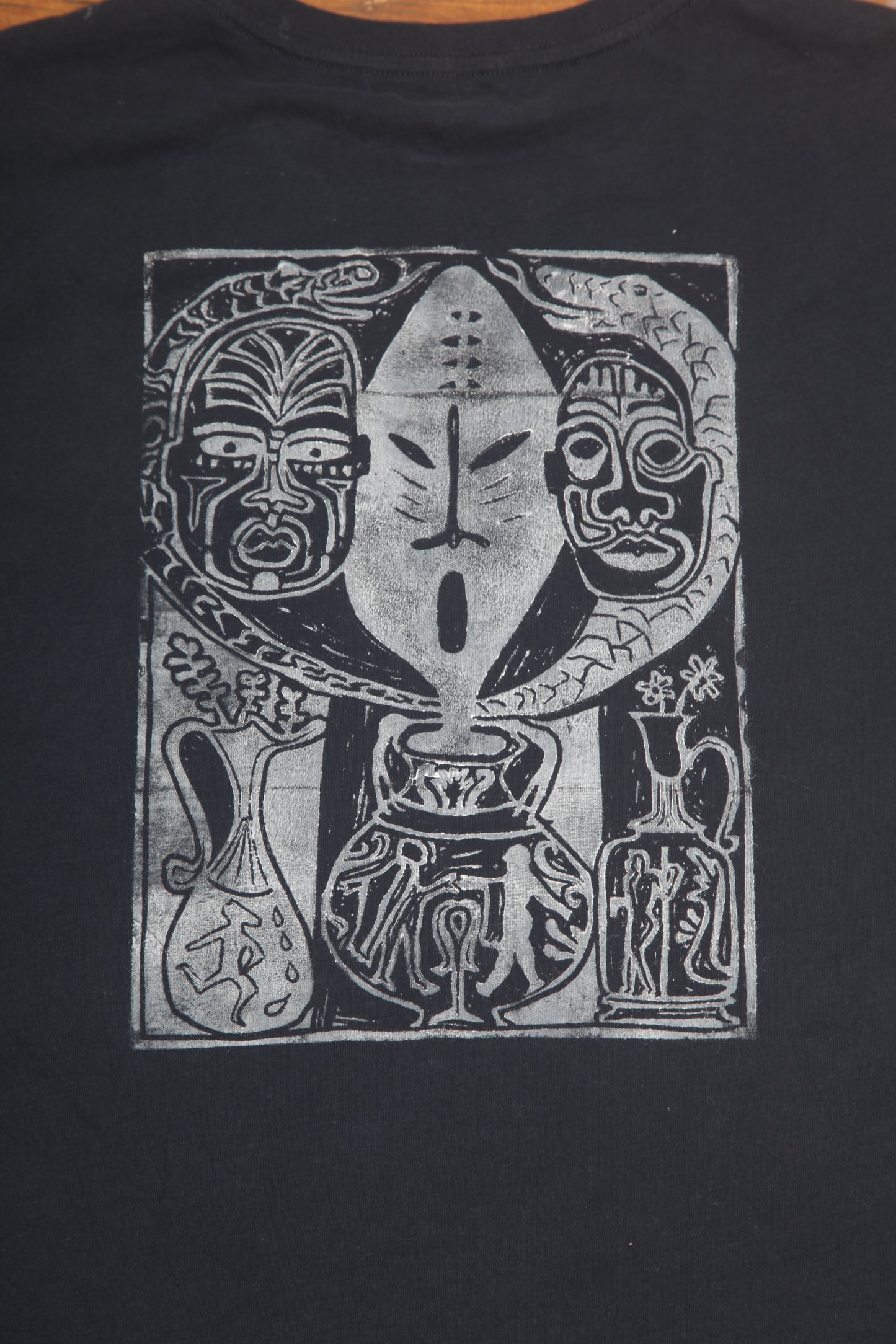 Upcycled Pre-Loved Graphic Screenprint T-Shirt (L)