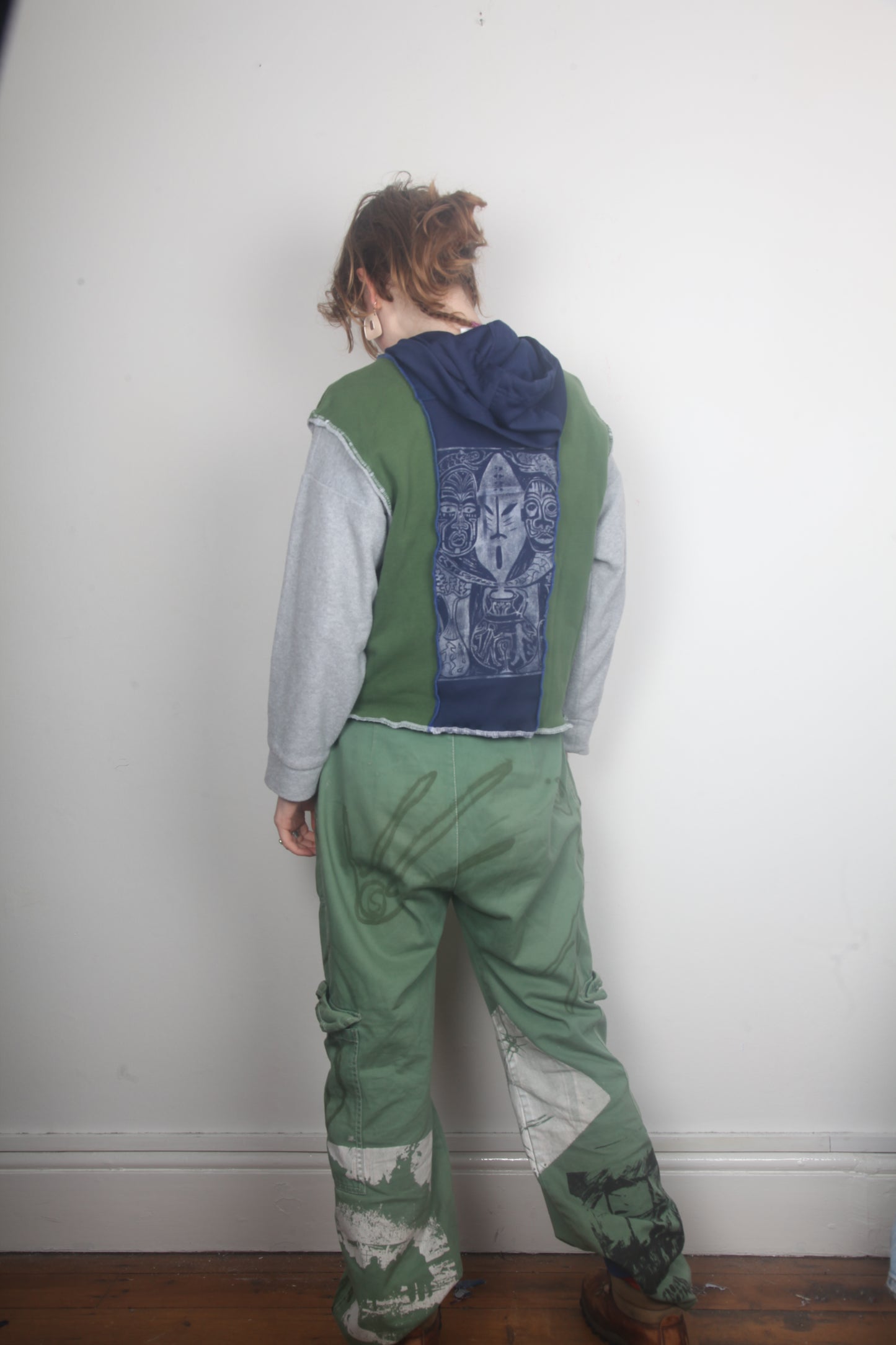 Patchwork Slow Fashion Cropped Hoodie (S)