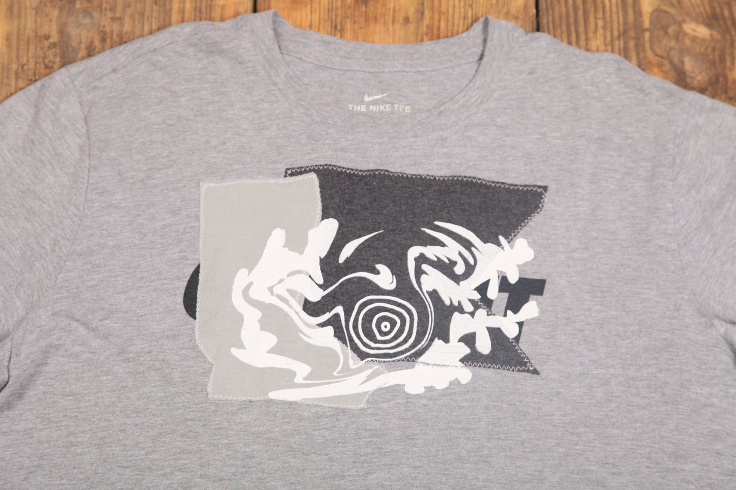 Upcycled Illustrated Screenprint T-shirt (L)