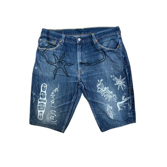Upcycled Vintage Levi’s Denim Jorts – Reworked & Airbrushed (W38")