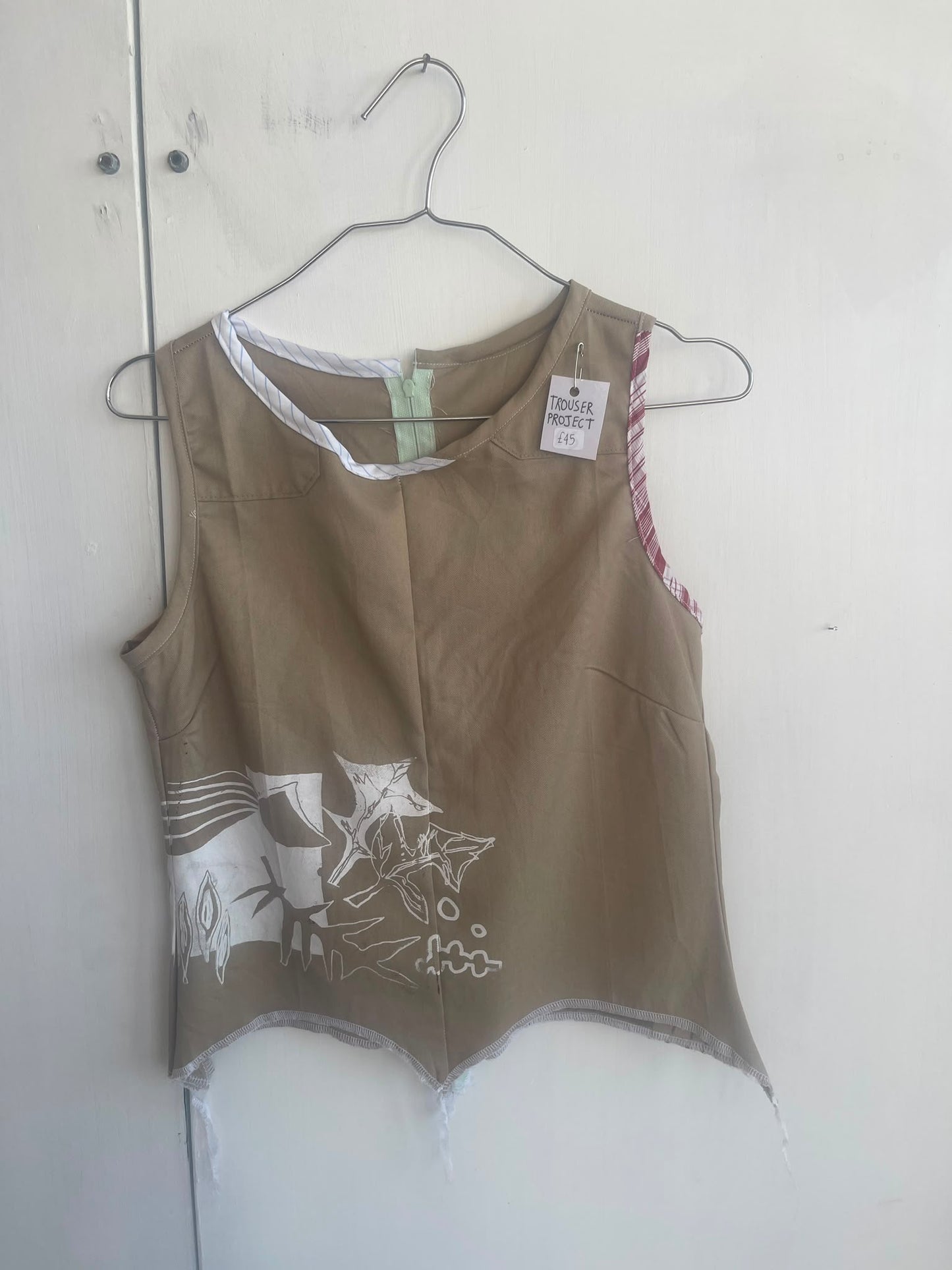 Zip Up Vest Top (UK8)