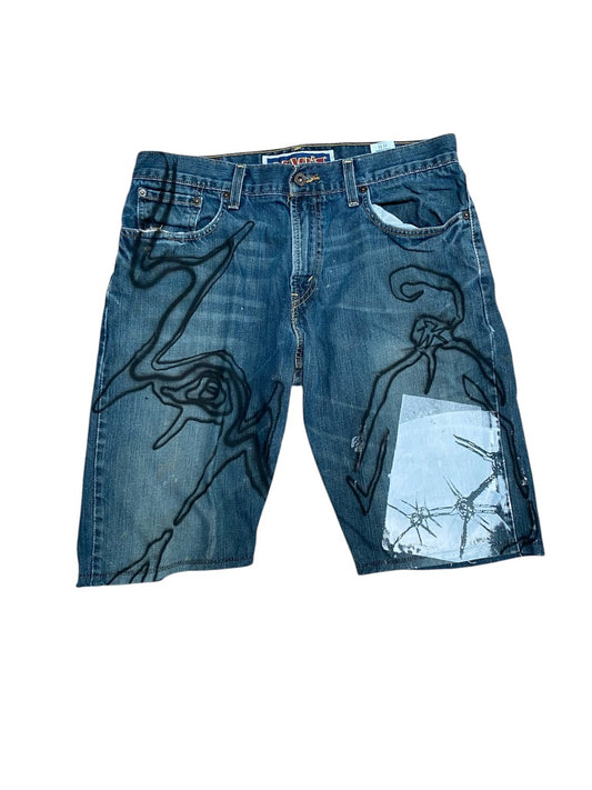 Upcycled Vintage Levi’s Jorts – Reworked & Airbrushed (W33")