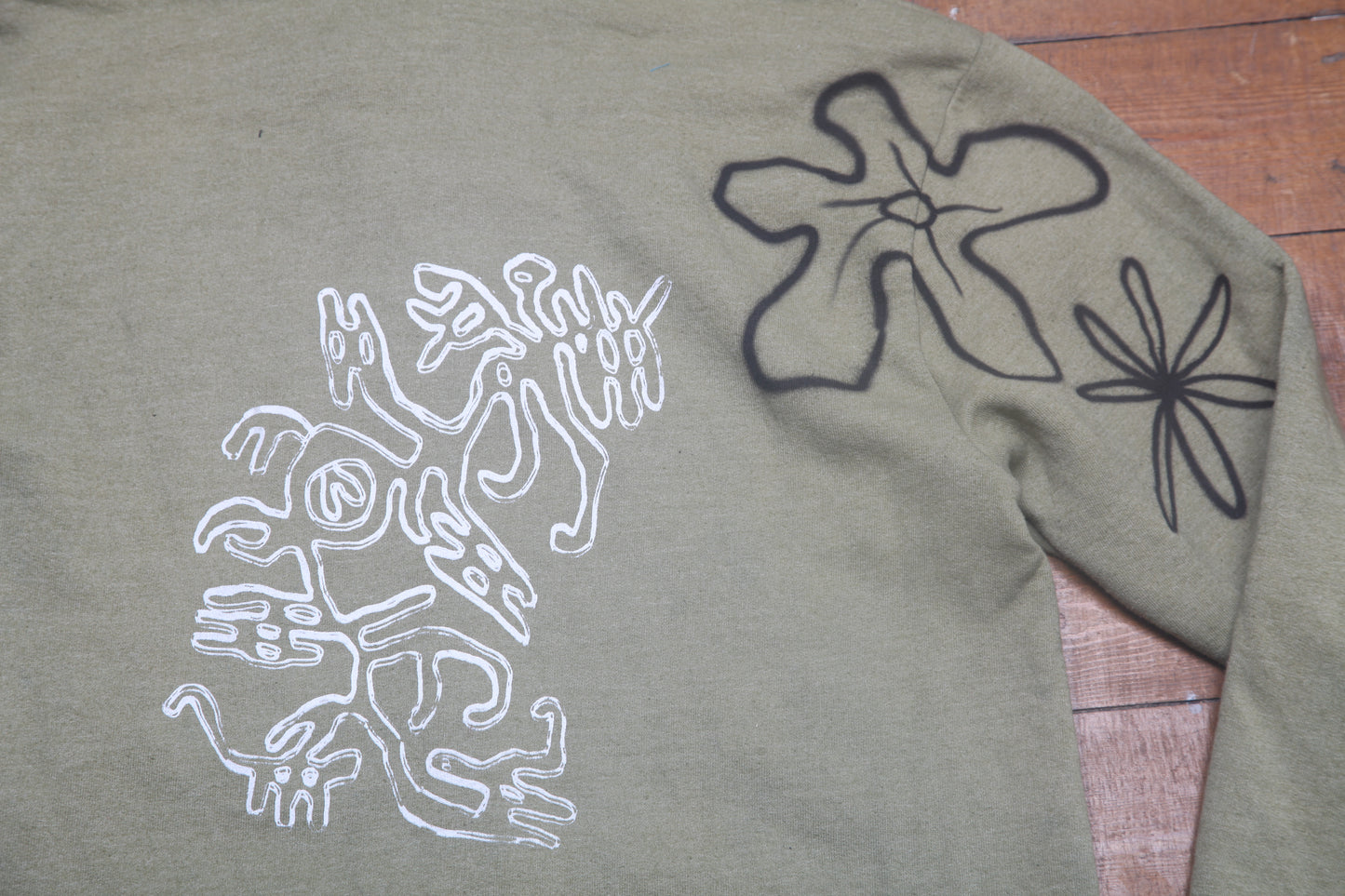 Graphic Screenprint Upcycled Sustainable Zip Up Hoodie (M)