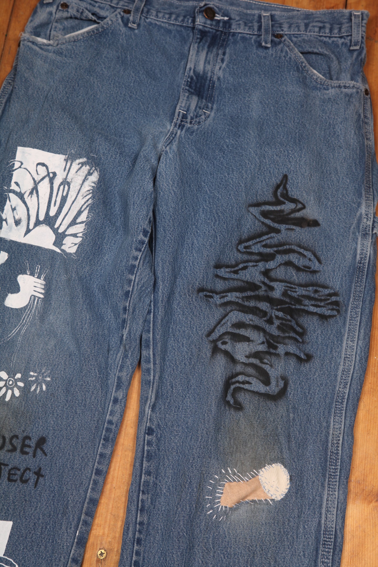 Upcycled Vintage Dickies Jeans (W33)