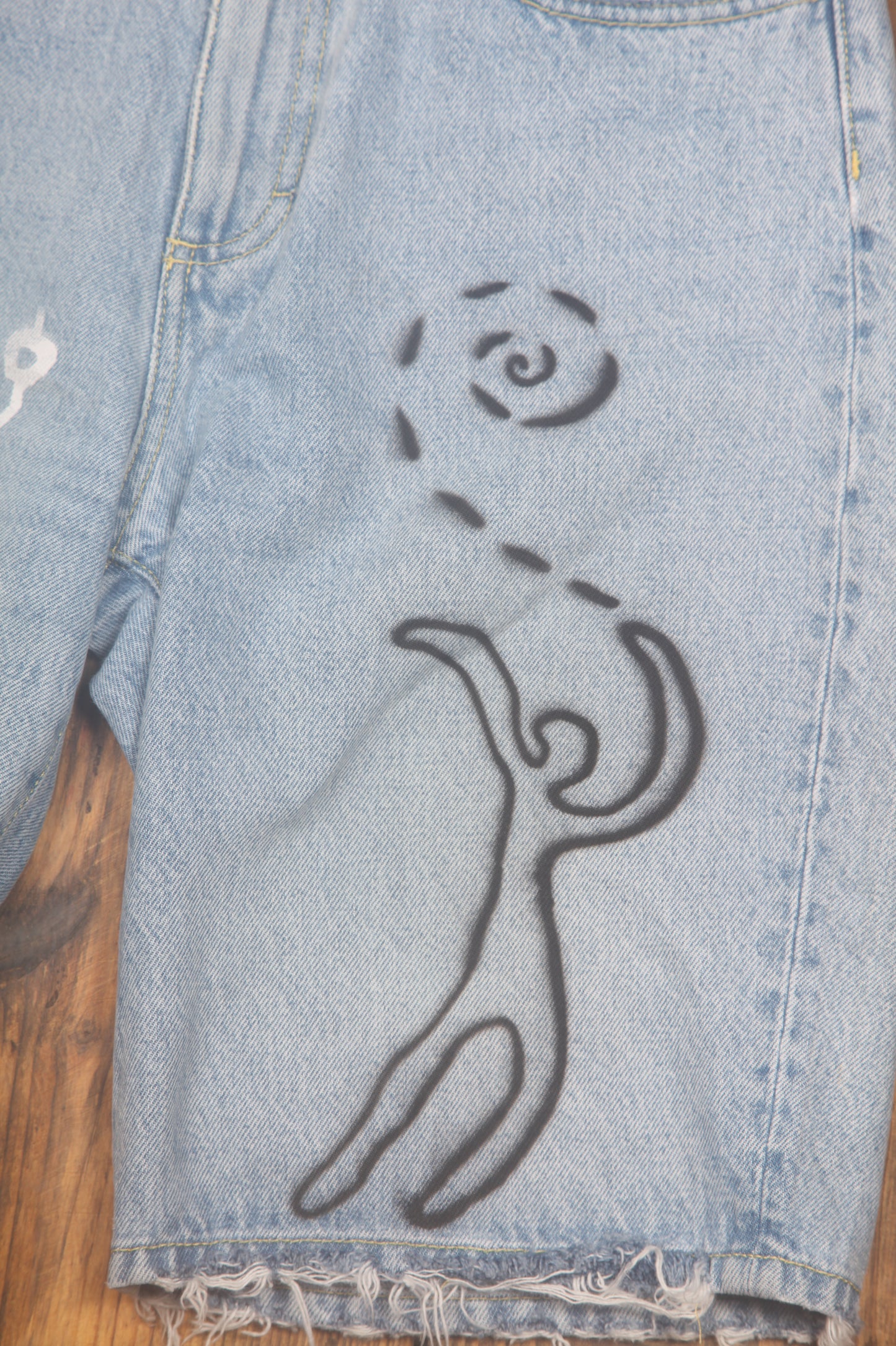 Upcycled Vintage Shorts (W28)