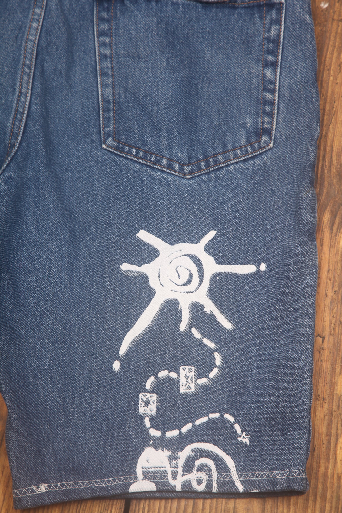 Upcycled Vintage Shorts (W32)