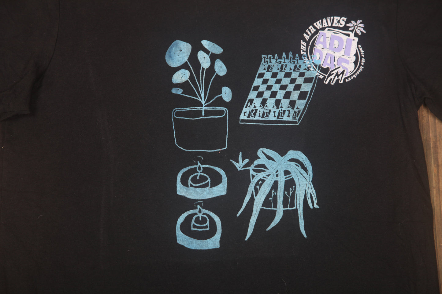 Upcycled Screenprint T-shirt (M)