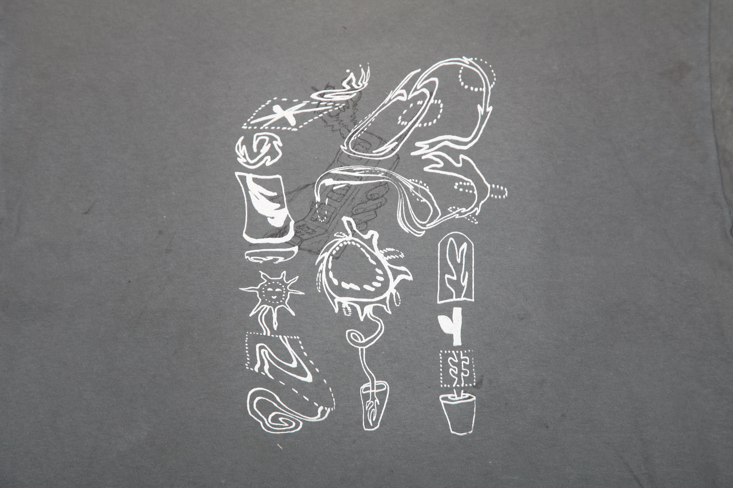 Upcycled Graphic Screenprint T-Shirt (L)