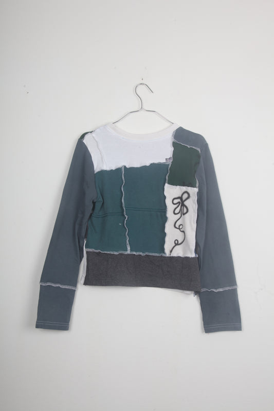 Reworked 1of1 Long Sleeve Figure Hugging Tee (M)
